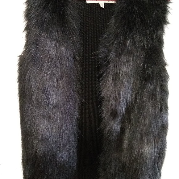 NWOT Black faux fur front sweater vest size large - Picture 5 of 6